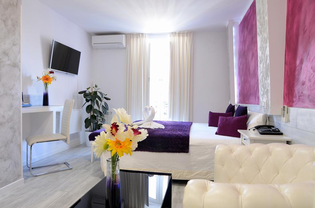 Hostal Alexis Madrid Ngoại thất bức ảnh