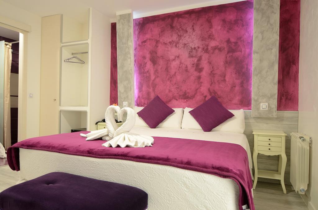 Hostal Alexis Madrid Ngoại thất bức ảnh