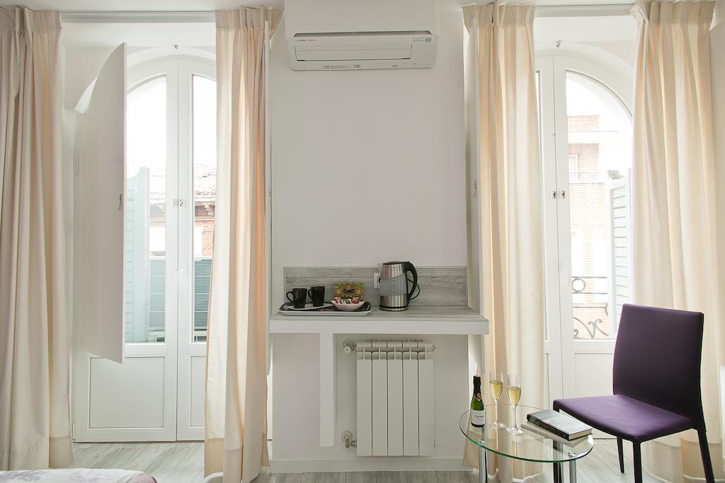 Hostal Alexis Madrid Ngoại thất bức ảnh