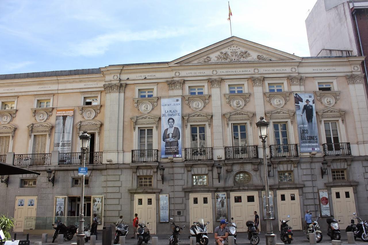 Hostal Alexis Madrid Ngoại thất bức ảnh